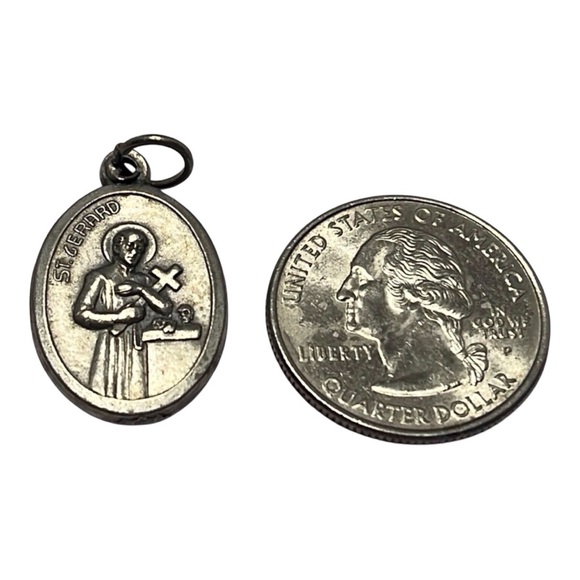 Vintage St Gerard/Our Lady of Perpetual Help medal. Pre Owned - Picture 3 of 3